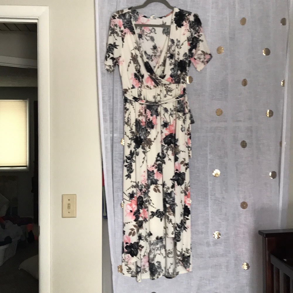 High-Low Maternity/Nursing Dress
